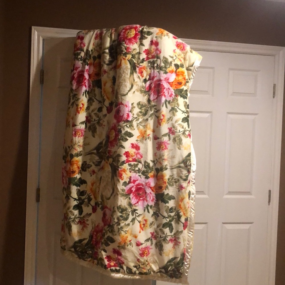 King size flannel comforter
